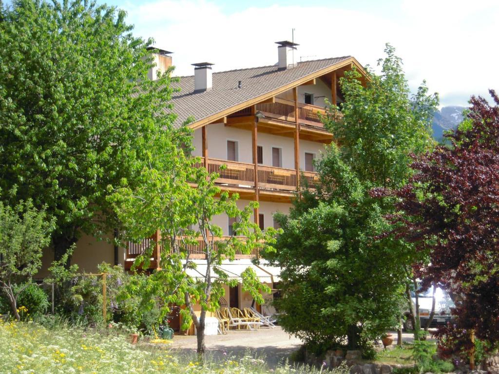 Albergo Bellaria Carano  Exterior foto